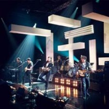 Mumford & Sons repite en el nº1 en Reino Unido