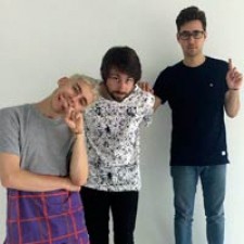 Years & Years y Little Mix mantienen el nº1 en UK