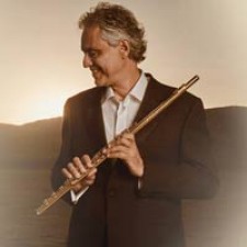 Andrea Bocelli y 5SOS en los discos de la semana