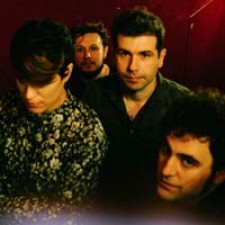 Avance del cuarto álbum de Triángulo de Amor Bizarro