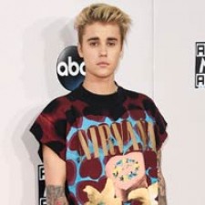 Justin Bieber gana a One Direction en la Billboard 200