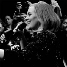 Adele vuelve al nº1 en discos en España con '25'