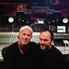 Se acerca el undécimo álbum de Red Hot Chili Peppers