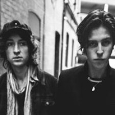 'Catfish and The Bottlemen' nº1 en discos en UK