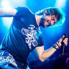 Reubicación del concierto de Manuel Carrasco en Madrid