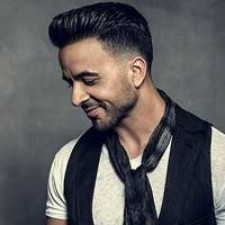 Luis Fonsi sigue nº1 en canciones con "Échame la culpa"