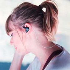 Taylor Swift en modo Earth, wind & fire