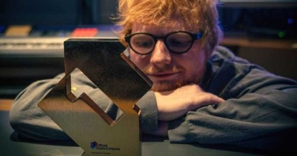 Ed Sheeran sigue nº1 en UK con No.6 collaborations project
