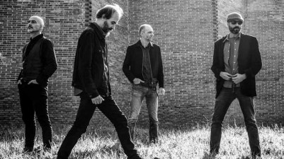 Los enemigos nº1 en discos en España con 'Bestieza'