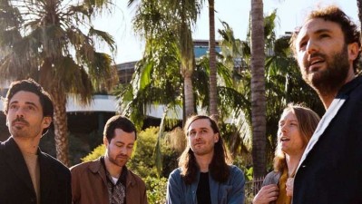 Local Natives repite nº1 en LaHiguera.net con 'Statues in the garden (Arras)'