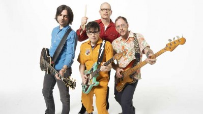 Dos discos de Weezer en 2021