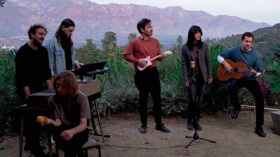 Local Natives y Sharon Van Etten juntos en TV