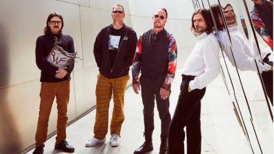 Weezer presenta 'All the good ones' en televisión