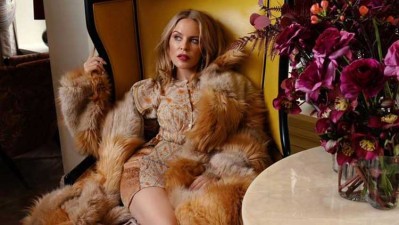 Kylie Minogue en modo Lady Gaga