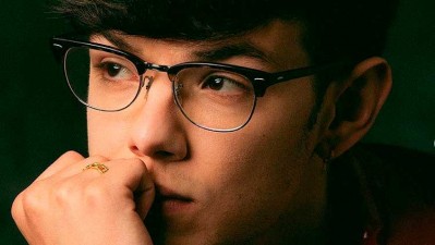 'Mi otra mitad' es el sexto avance del álbum debut de Flavio