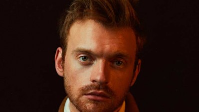 Finneas anuncia el lanzamiento de 'Optimist' su álbum debut