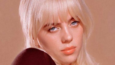 Billie Eilish hace 4 canciones para el BBC Radio 1 Live Lounge