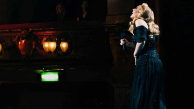 Adele 5ª semana consecutiva nº1 en la Billboard 200 con '30'
