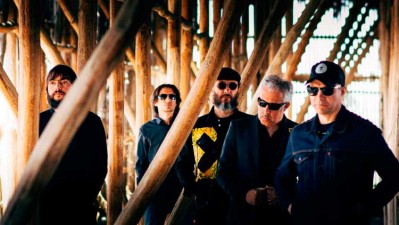 Los Planetas número 1 en discos en España con 'Las canciones del agua'