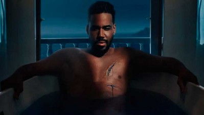 'Sus huellas' avanza 'Fórmula Vol. 3' de Romeo Santos