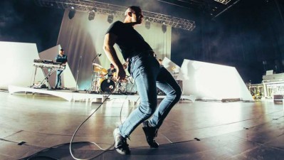 'King of Sweden' es el nuevo single de Future Islands