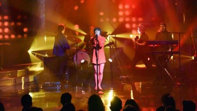 Sharon Van Etten interpretó 'Mistakes' en televisión