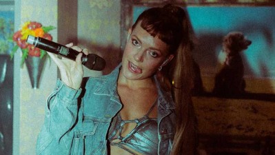 Tove Lo estrenó la película de 'Dirt Femme'