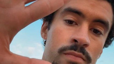 Bad Bunny número 1 en discos en España con 'Debí tirar más fotos'