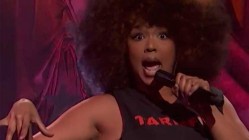 Lizzo en Saturday Night Live 2025