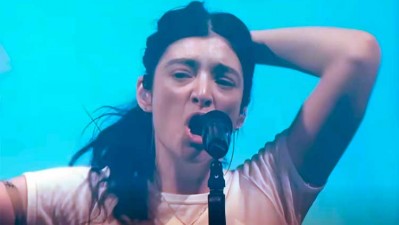 Lorde presentó 'Virgin' en Glastonbury 2025