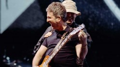 Oasis de nuevo número 1 en discos en Reino Unido con 'Time flies… 1994-2009'