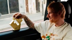 Ed Sheeran número 1 en Reino Unido con 'Play'