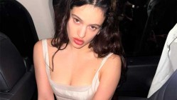 Rosalía 3ª semana con doblete de números 1 en las listas de discos y canciones en España