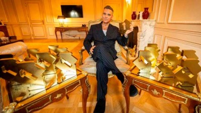 Robbie Williams bate el récord de números 1 en Reino Unido con 'Britpop'