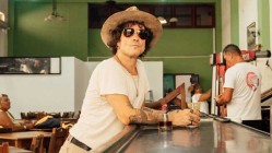 Enrique Bunbury anuncia 'De un siglo anterior'