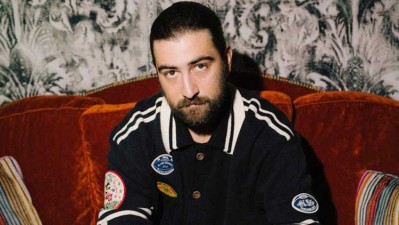 Noah Kahan número 1 en discos en UK con 'The great divide'