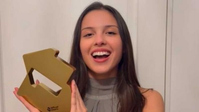 Olivia Rodrigo debuta en el número 1 en discos en UK con 'You seem pretty sad for a girl so in love'