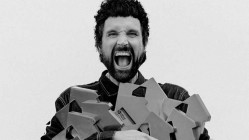Kasabian con 'Act III' número 1 en discos en Reino Unido